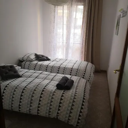 Zona Ospedale Civile Apartment *
