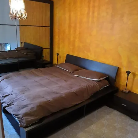 Zona Ospedale Civile Apartment